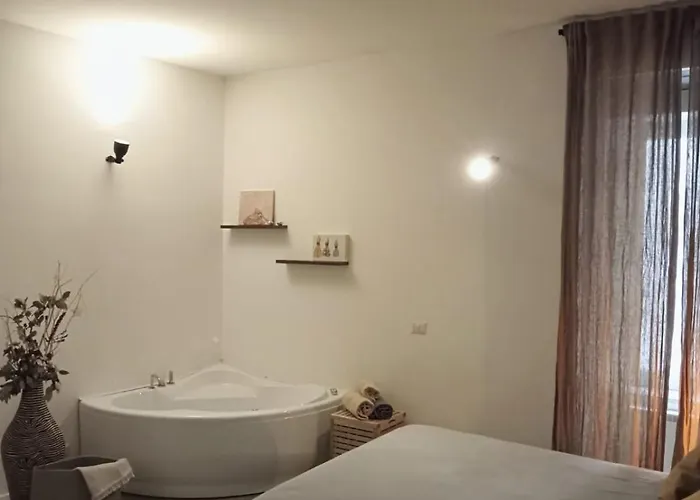 Bed & Breakfast Decumano 23