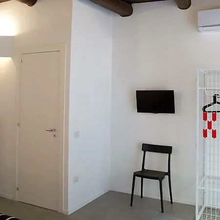 Decumano 23 * Nápoles